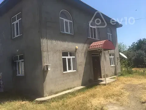 Satılır 3 otaqlı həyət evi 5 m² — Lənkəran 3 otaq 5.00 m²