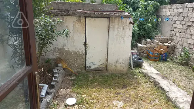 Satılır 2 otaqlı köhnə tikili 50 m² — Bakı, Xəzər 2 otaq 50.00 m²