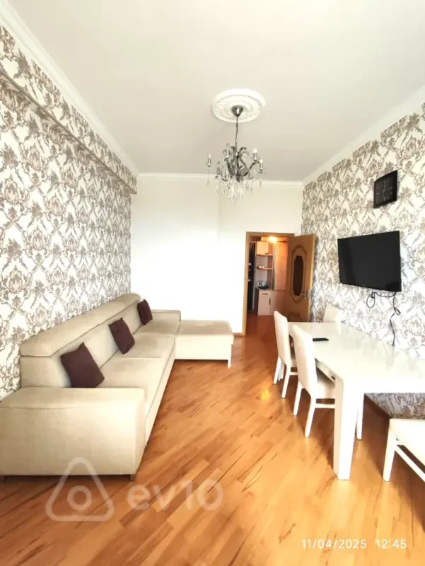 Kirayə verilir 2 otaqlı yeni tikili 60 m²