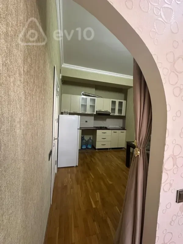 Kirayə verilir 2 otaqlı yeni tikili 55 m²
