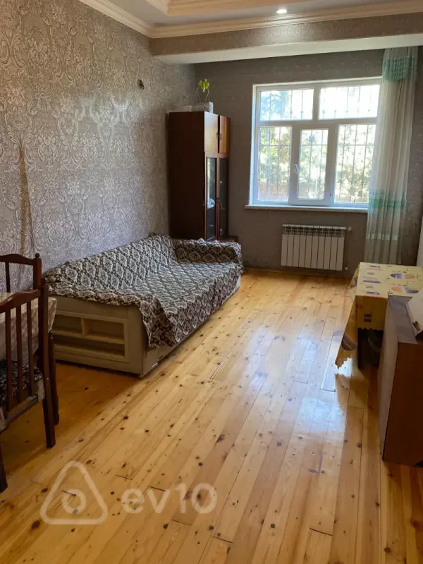 Kirayə verilir 2 otaqlı yeni tikili 47 m²