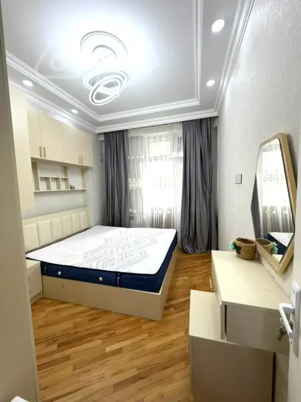 Kirayə verilir 2 otaqlı yeni tikili 55 m²
