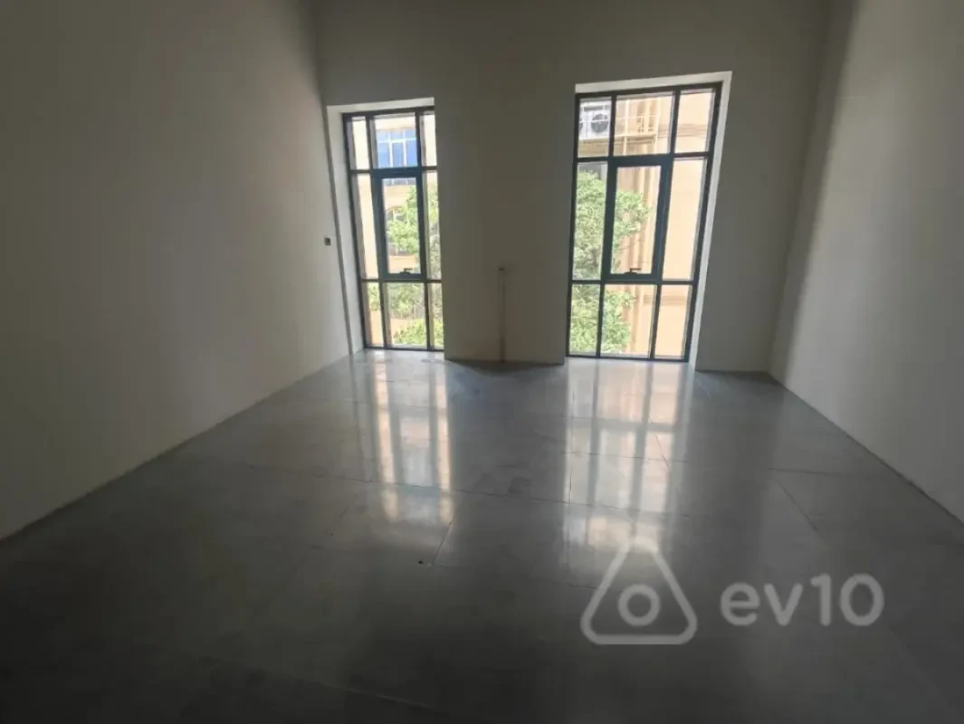 Kirayə verilir 3 otaqlı ofis 255 m²