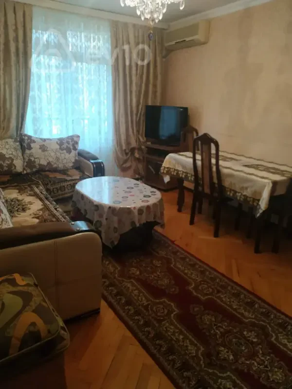 Kirayə verilir 2 otaqlı yeni tikili 50 m²