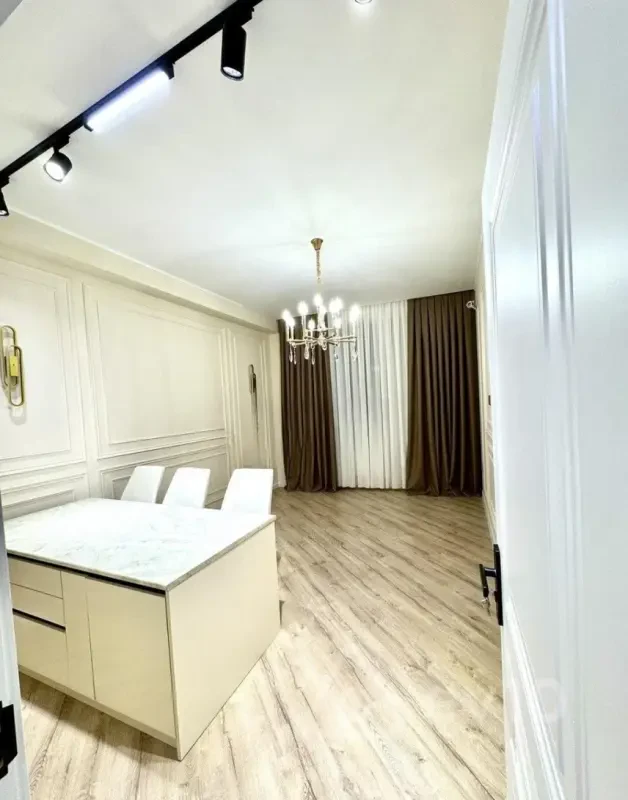 Satılır 3 otaqlı yeni tikili 74 m²
