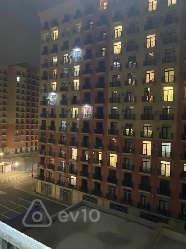 Kirayə verilir 2 otaqlı yeni tikili 54 m²