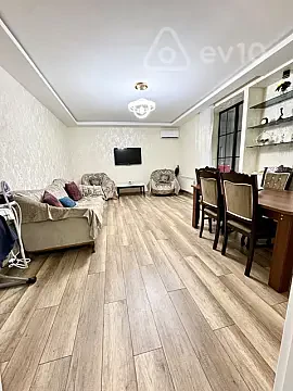 Kirayə verilir 3 otaqlı köhnə tikili 80 m² — Bakı, Xətai 3 otaq 80.00 m²