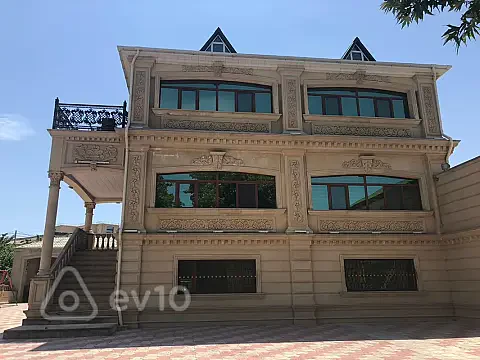 Kirayə verilir 9 otaqlı həyət evi 2000 m² — Bakı, Abşeron 9 otaq 2000.00 m²