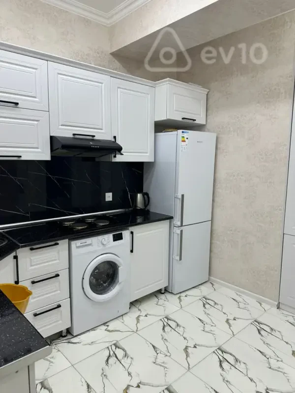 Kirayə verilir 2 otaqlı yeni tikili 55 m²