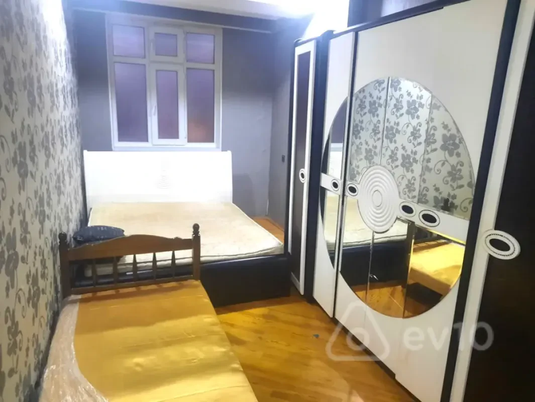Kirayə verilir 2 otaqlı yeni tikili 60 m²