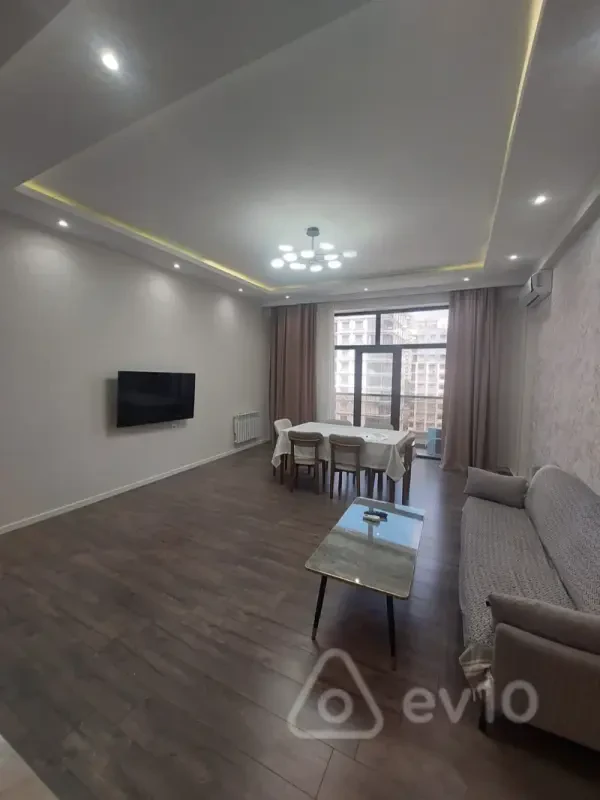 Kirayə verilir 2 otaqlı yeni tikili 61 m²