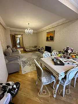 Kirayə verilir 3 otaqlı yeni tikili 130 m² — Bakı, Nərimanov 3 otaq 130.00 m²