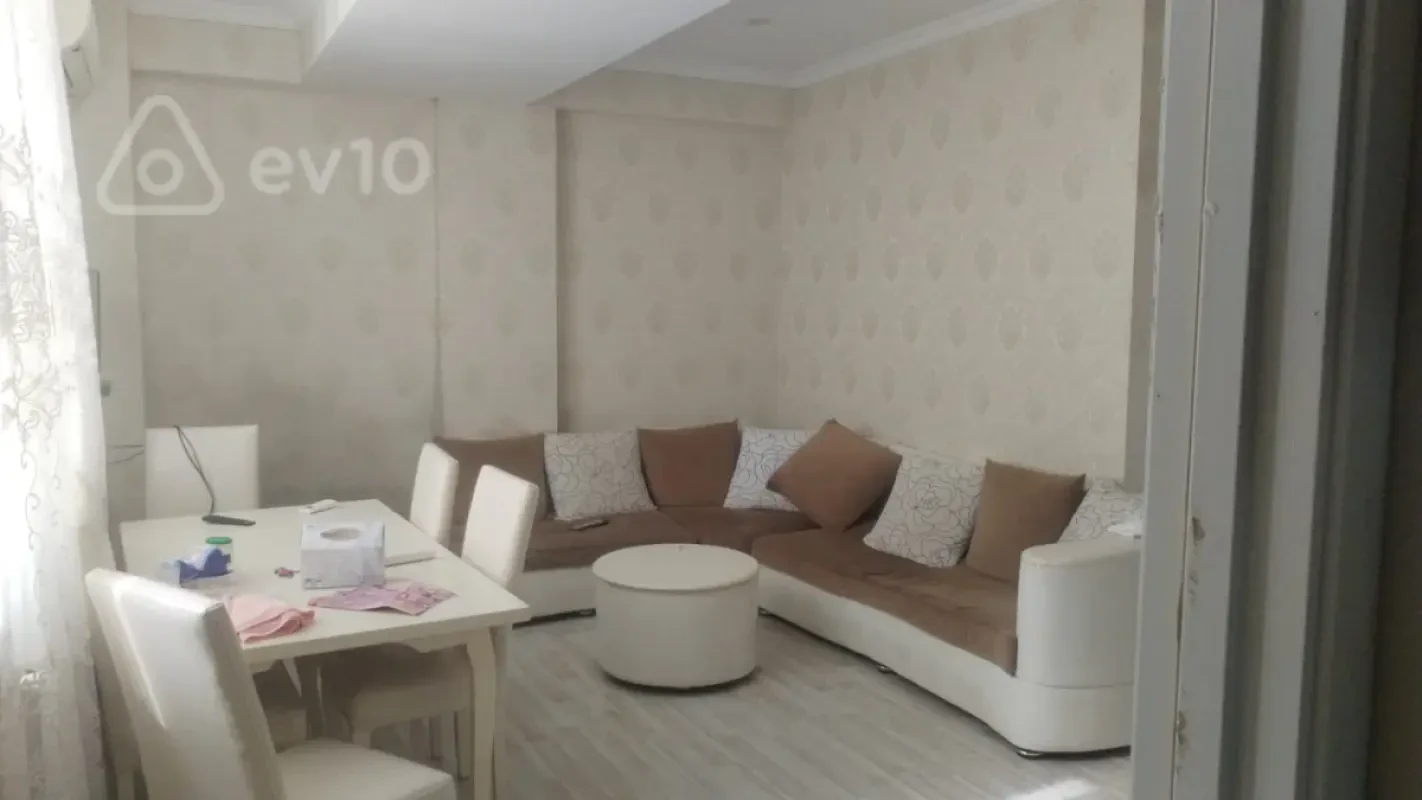 Kirayə verilir 3 otaqlı yeni tikili 60 m²