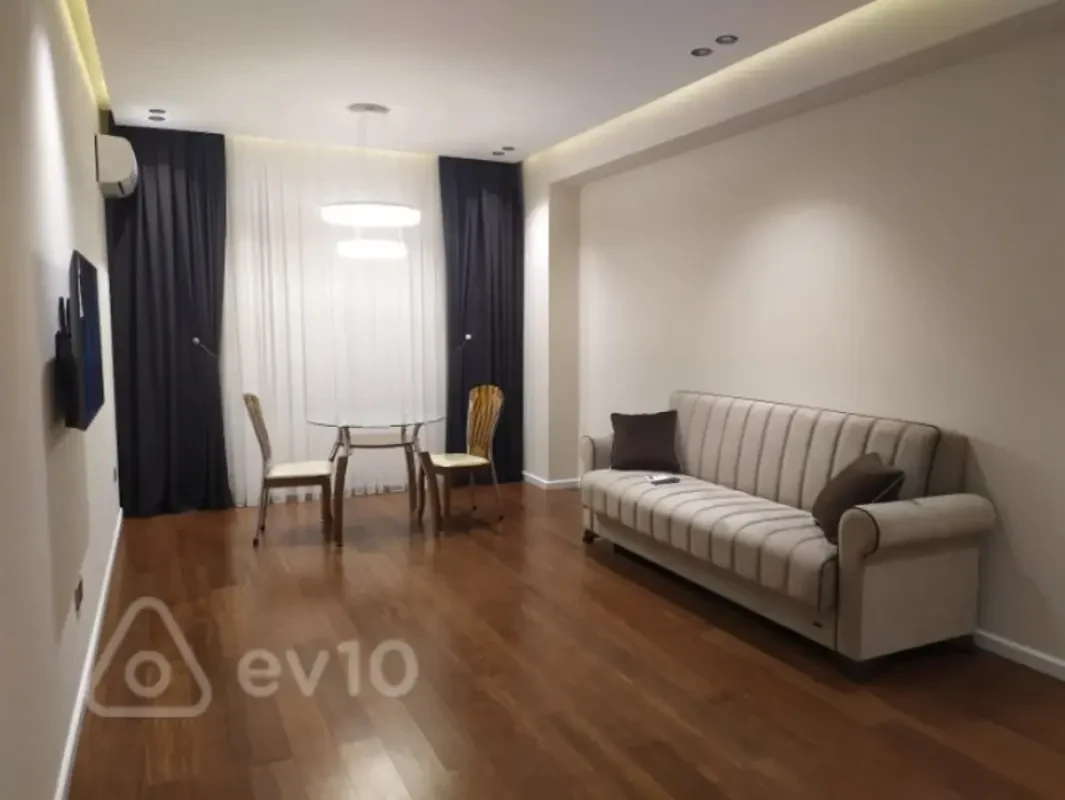 Kirayə verilir 2 otaqlı yeni tikili 68 m²