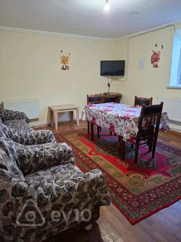 Kirayə verilir 2 otaqlı həyət evi 55 m²