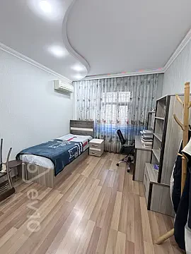 Satılır 5 otaqlı köhnə tikili 120 m² — Bakı, Binəqədi 5 otaq 120.00 m²