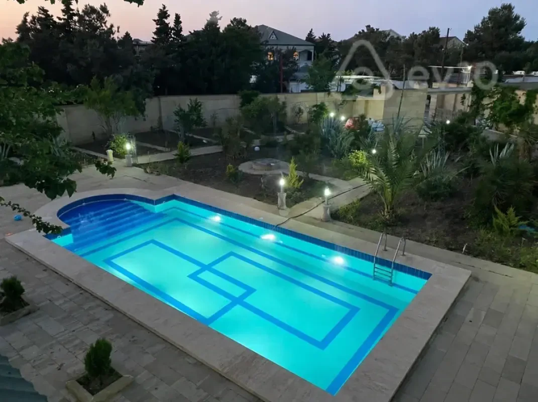 Kirayə verilir 6 otaqlı həyət evi 350 m²