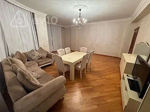 Kirayə verilir 4 otaqlı yeni tikili 200 m² — Bakı, Yasamal 4 otaq 200.00 m²