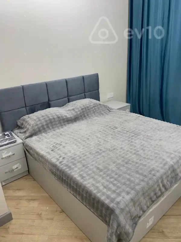 Kirayə verilir 2 otaqlı yeni tikili 54 m²