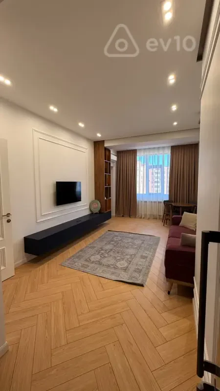 Kirayə verilir 2 otaqlı yeni tikili 60 m²