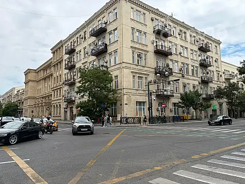 Satılır 1 otaqlı köhnə tikili 38 m² — Bakı, Nəsimi 1 otaq 38.00 m²
