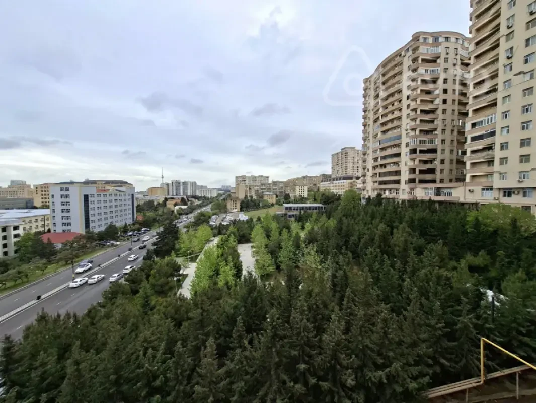 Satılır 3 otaqlı yeni tikili 177 m²