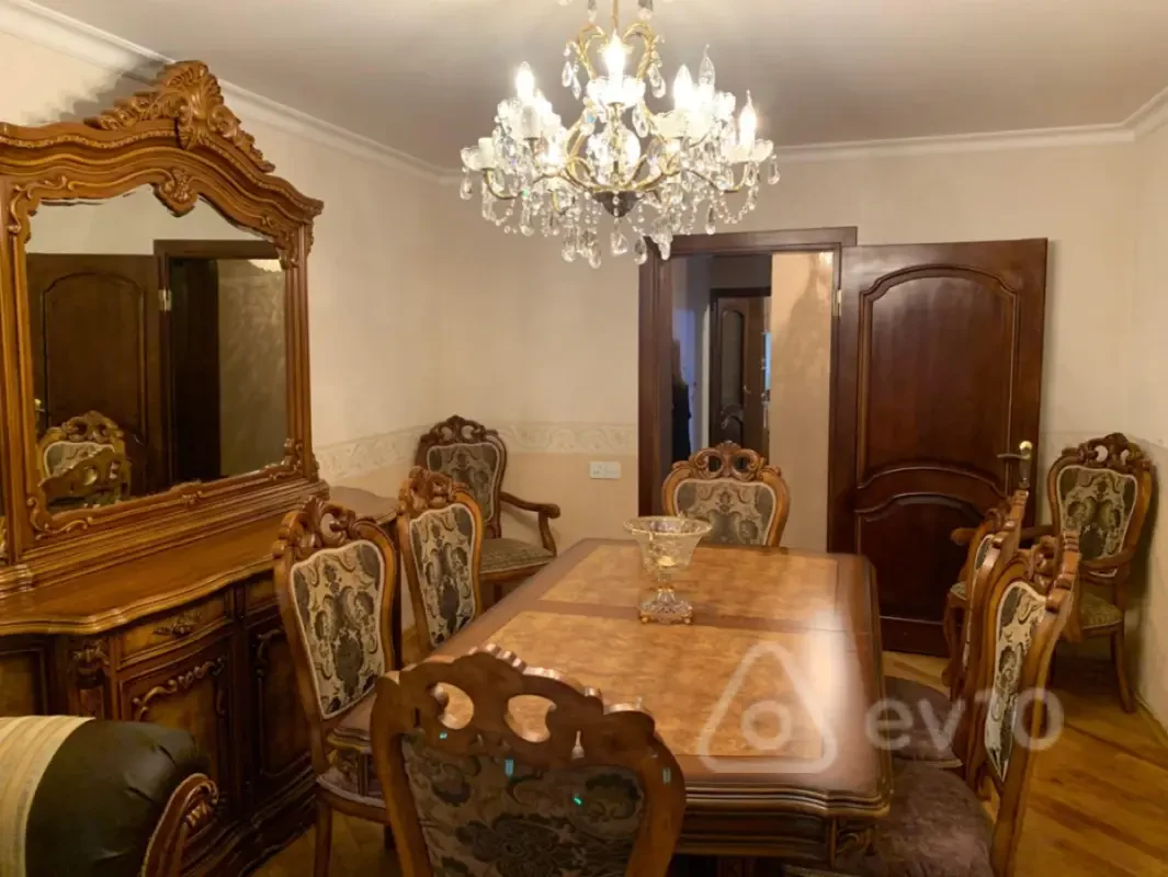 Kirayə verilir 3 otaqlı köhnə tikili 75 m²