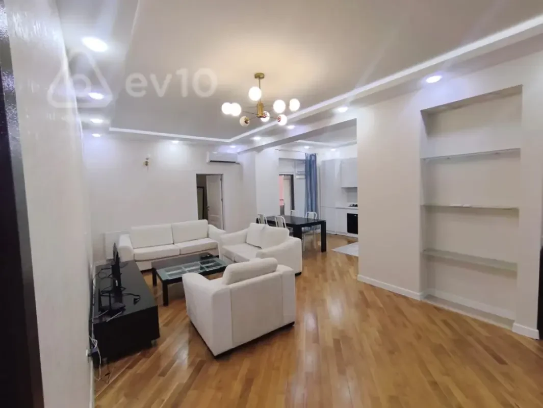 Kirayə verilir 3 otaqlı yeni tikili 100 m²