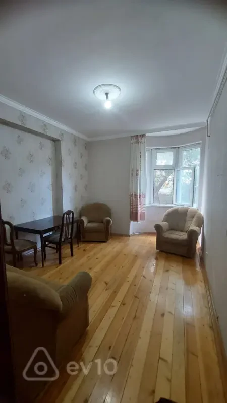 Kirayə verilir 2 otaqlı yeni tikili 55 m²
