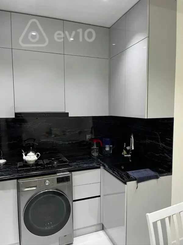 Kirayə verilir 3 otaqlı yeni tikili 89 m²