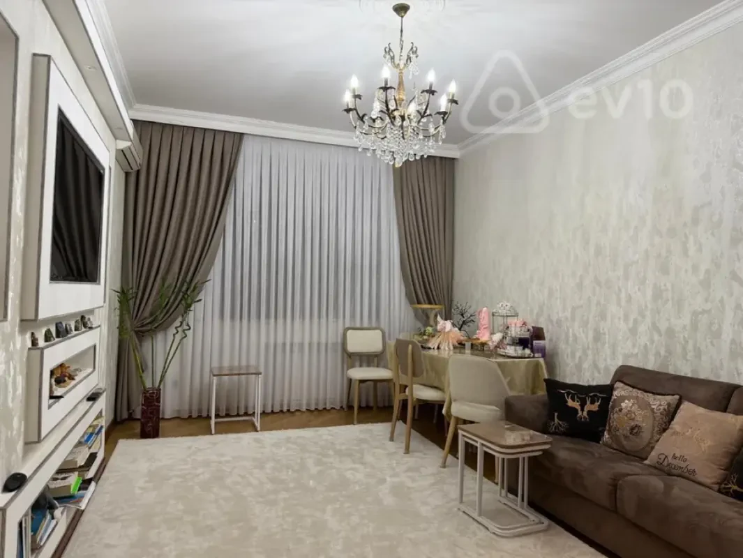 Kirayə verilir 2 otaqlı yeni tikili 80 m²