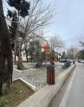 Satılır 2 otaqlı köhnə tikili 48 m² — Bakı, Nəsimi 2 otaq 48.00 m²