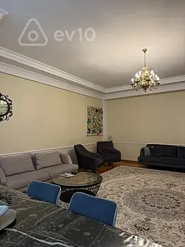 Satılır 4 otaqlı köhnə tikili 190 m² — Bakı, Yasamal 4 otaq 190.00 m²