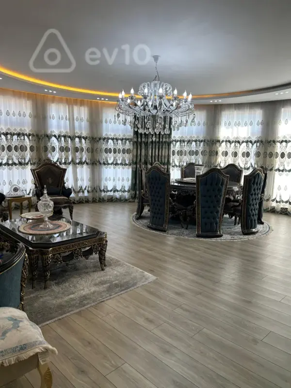 Satılır 4 otaqlı yeni tikili 228 m²