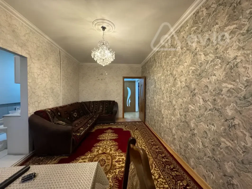 Kirayə verilir 3 otaqlı köhnə tikili 55 m²