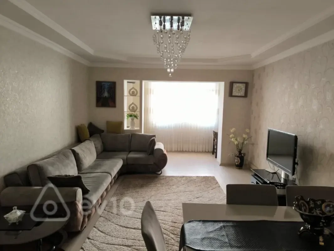 Kirayə verilir 3 otaqlı yeni tikili 90 m²