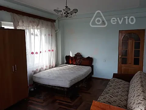 Kirayə verilir 2 otaqlı köhnə tikili 68 m² — Bakı, Nərimanov 2 otaq 68.00 m²