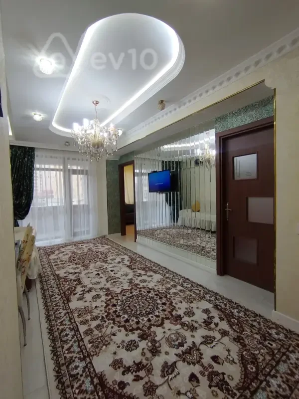 Kirayə verilir 2 otaqlı yeni tikili 65 m²