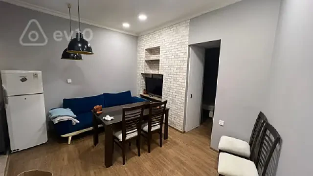 Kirayə verilir 2 otaqlı köhnə tikili 50 m² — Bakı, Səbail 2 otaq 50.00 m²