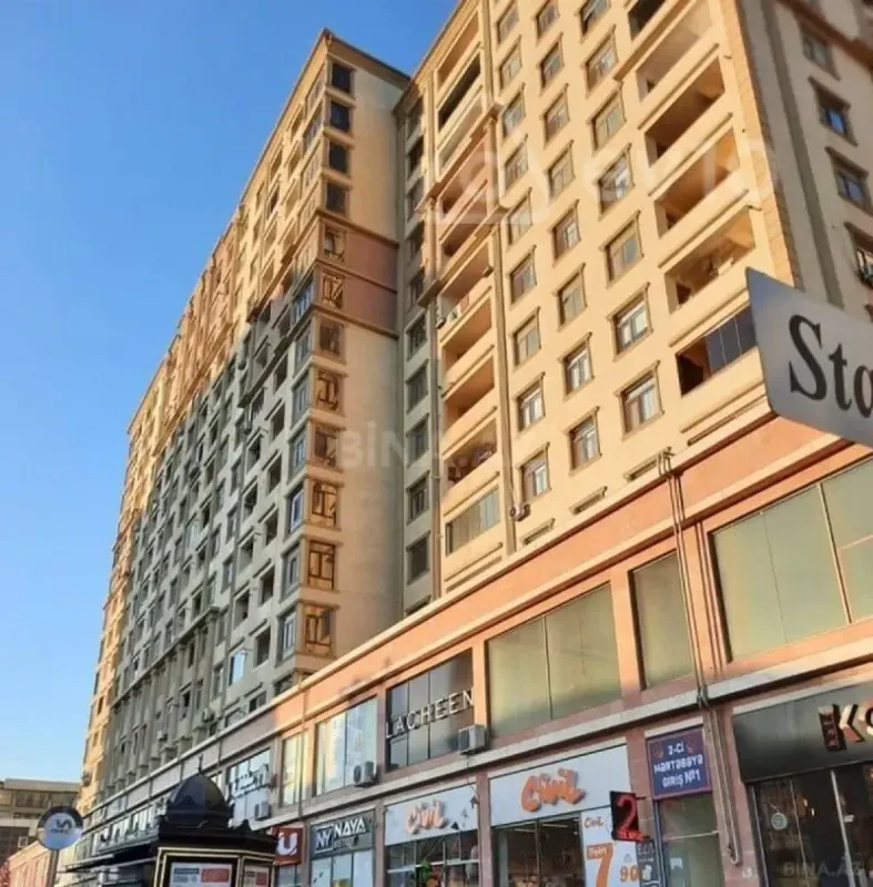 Kirayə verilir 2 otaqlı yeni tikili 70 m²