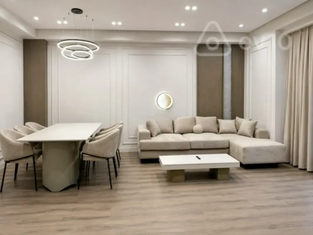 Satılır 3 otaqlı yeni tikili 131 m²