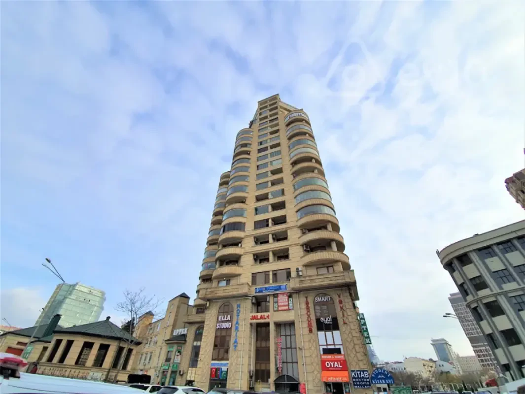 Kirayə verilir 2 otaqlı yeni tikili 60 m²