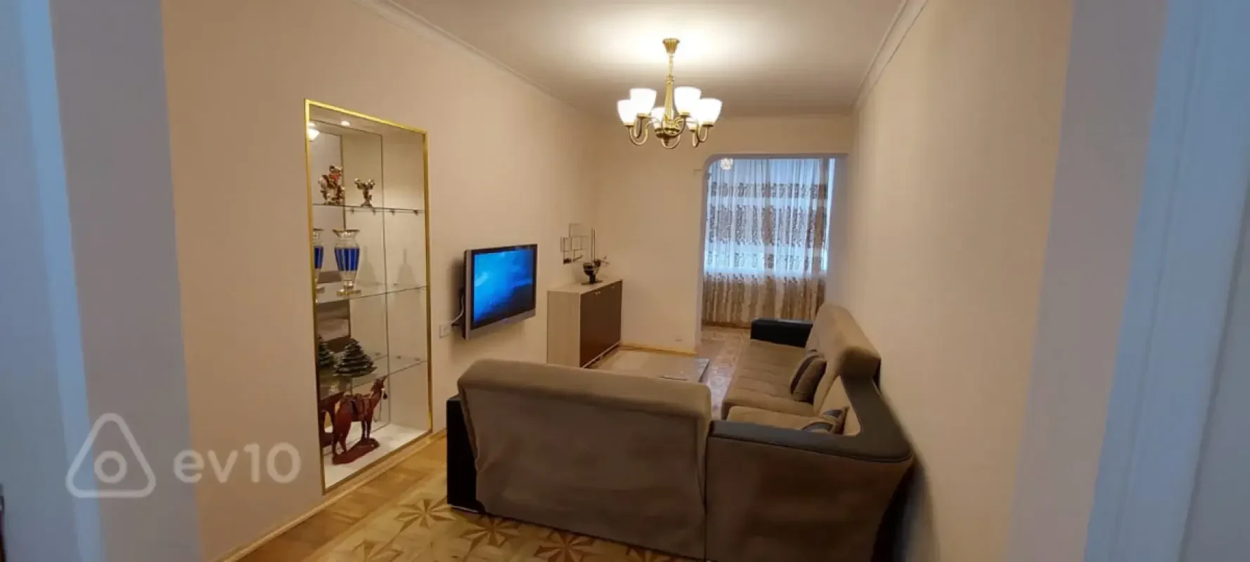 Kirayə verilir 3 otaqlı köhnə tikili 110 m²