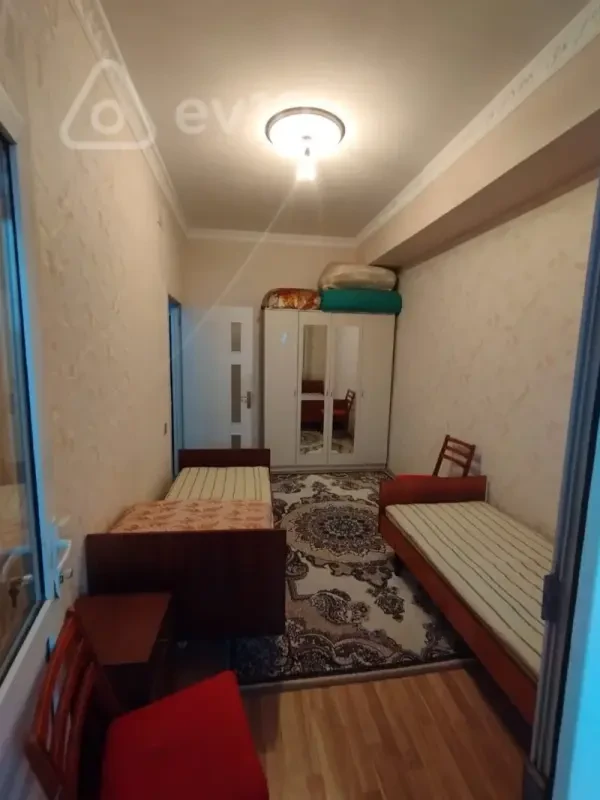 Kirayə verilir 2 otaqlı yeni tikili 50 m²