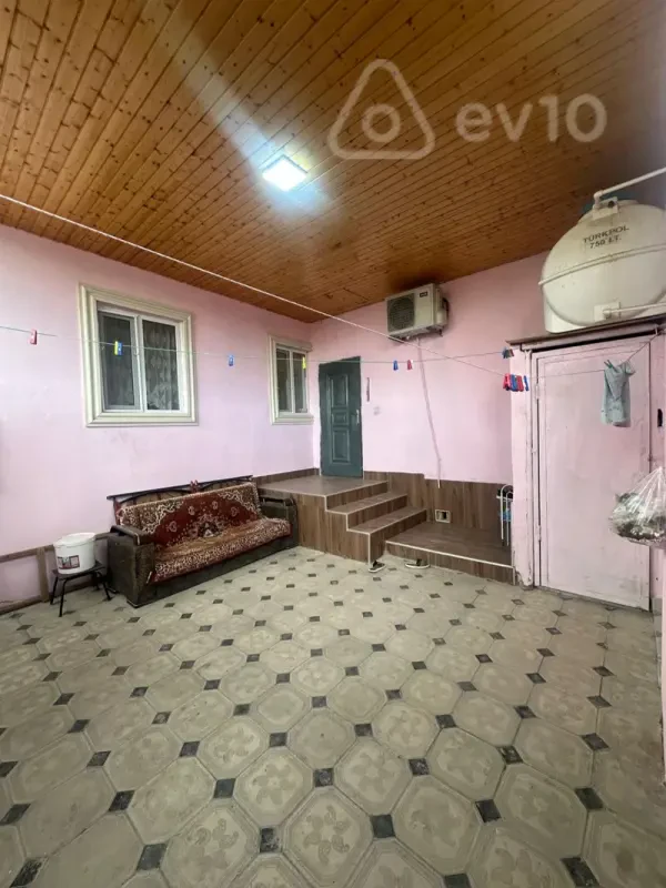 Kirayə verilir 2 otaqlı həyət evi 85 m²