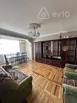 Kirayə verilir 3 otaqlı köhnə tikili 82 m² — Bakı, Xətai 3 otaq 82.00 m²