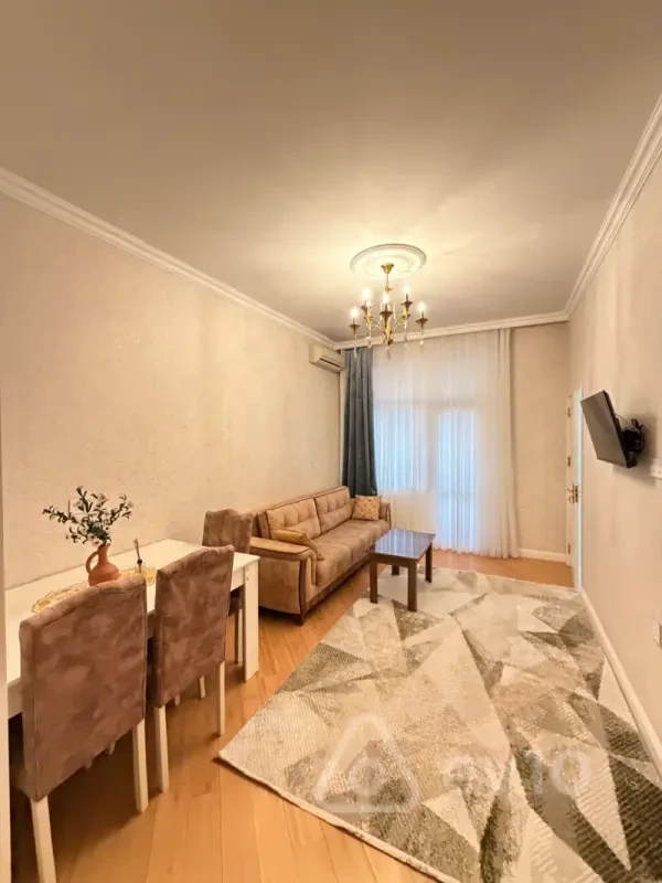 Kirayə verilir 2 otaqlı yeni tikili 66 m²