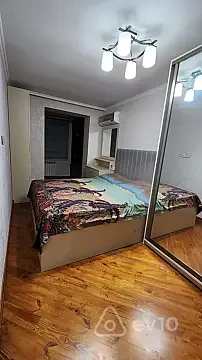 Kirayə verilir 3 otaqlı köhnə tikili 95 m² — Bakı, Nərimanov 3 otaq 95.00 m²