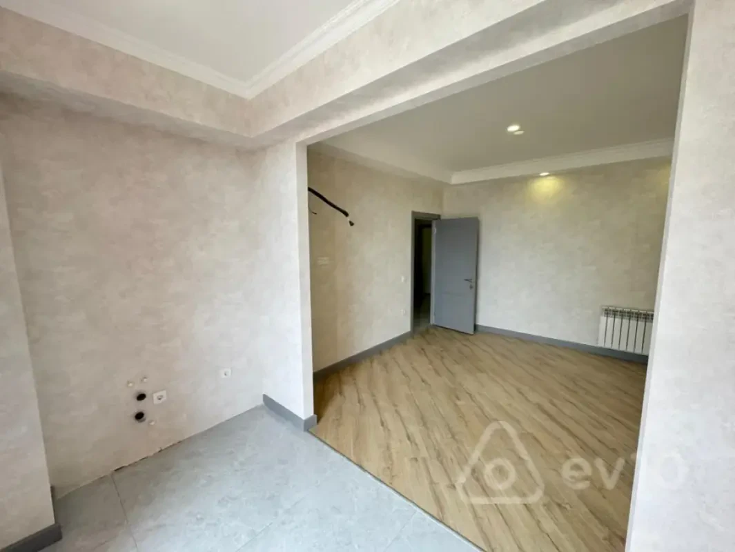 Satılır 2 otaqlı yeni tikili 61 m²