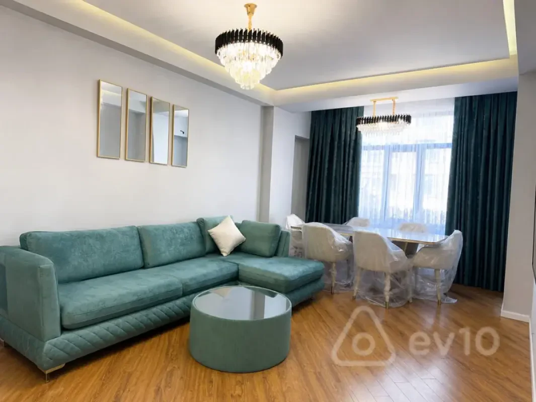 Kirayə verilir 2 otaqlı yeni tikili 67 m²
